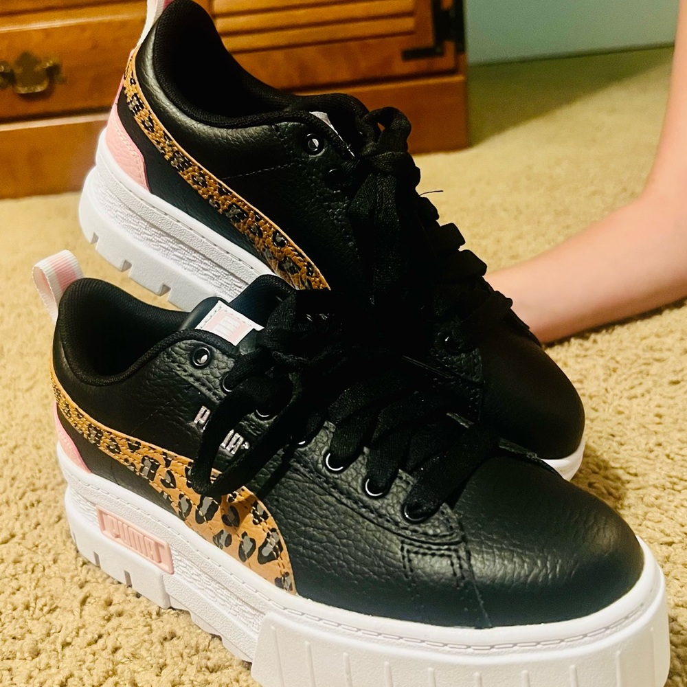 Puma Black and Pink Athletic Shoes